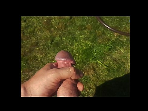 ❤️ Hot hottie dostaje jej różowy cipki fucked i cums z squirt w letnim ogrodzie Homemade porn at us